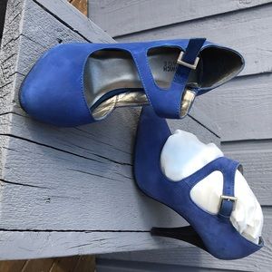 used blue faux suede heels